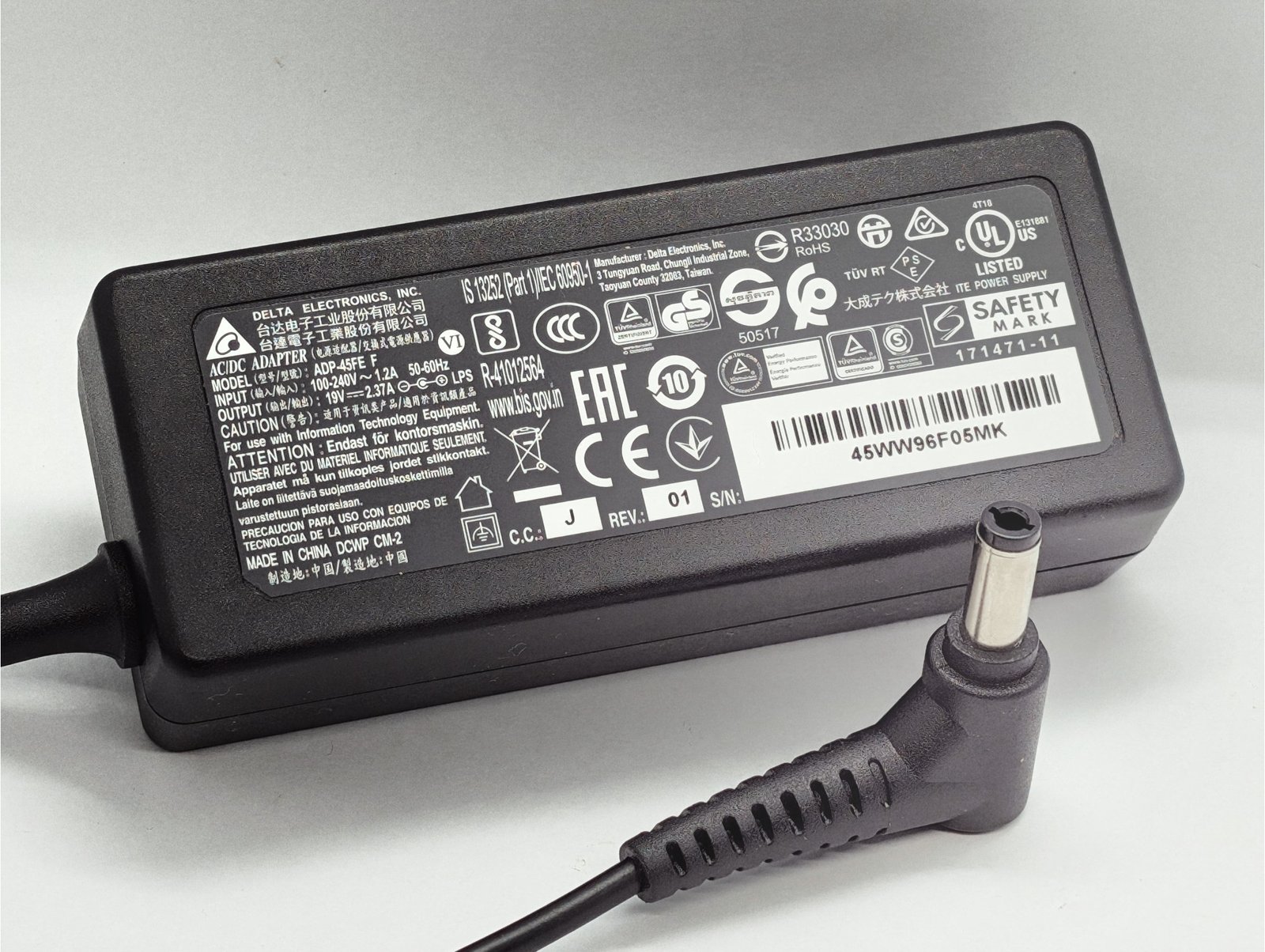 Toshiba P000568360 Genuine Laptop Charger - Next Day Delivery Toshiba P000568360 Genuine Laptop Charger - Next Day Delivery